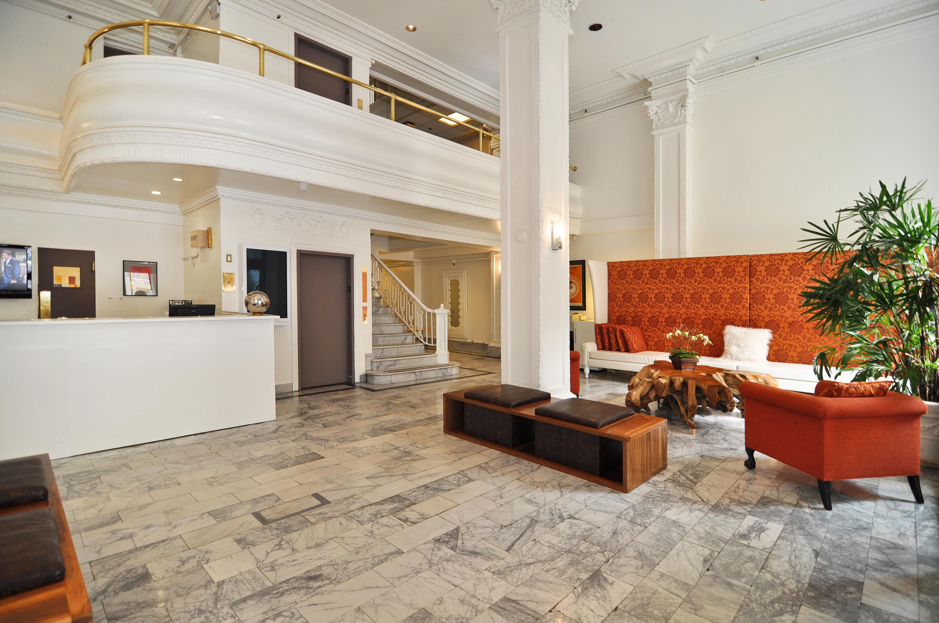 Vertigo Hotel 4*